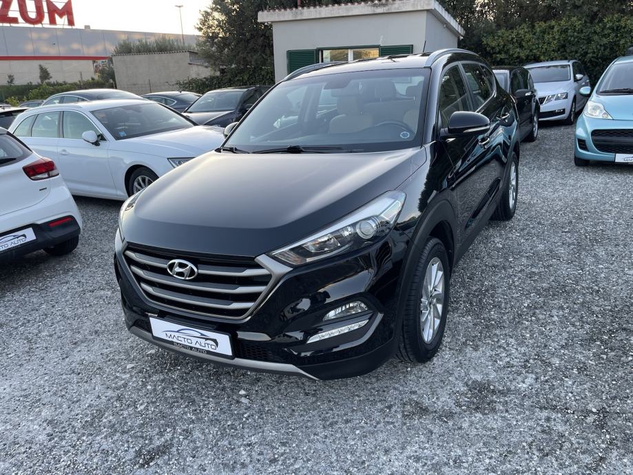 Hyundai Tucson 1.7 CRDi - cover