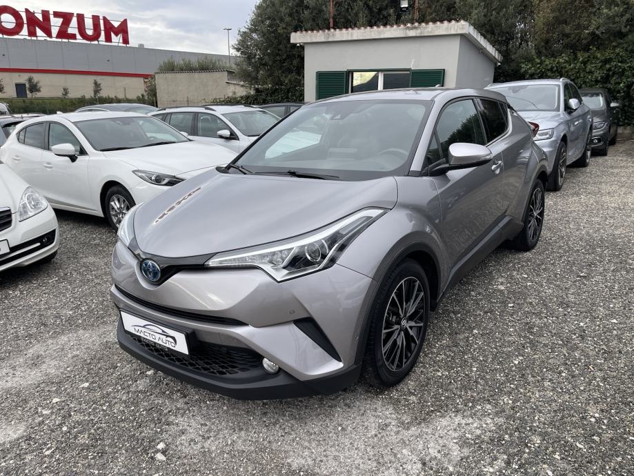 Toyota C-HR 1,8 HIBRID automatik - cover