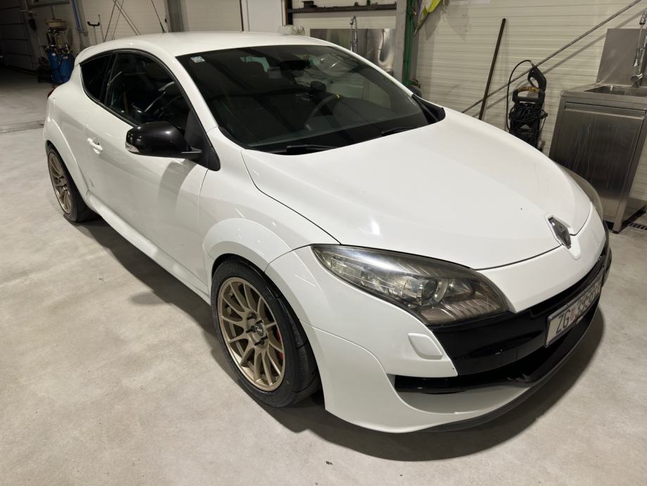 Renault Megane RS 250 CUP - cover