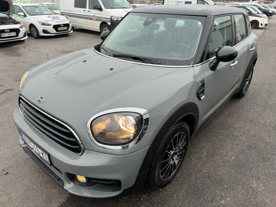 MINI Countryman - cover