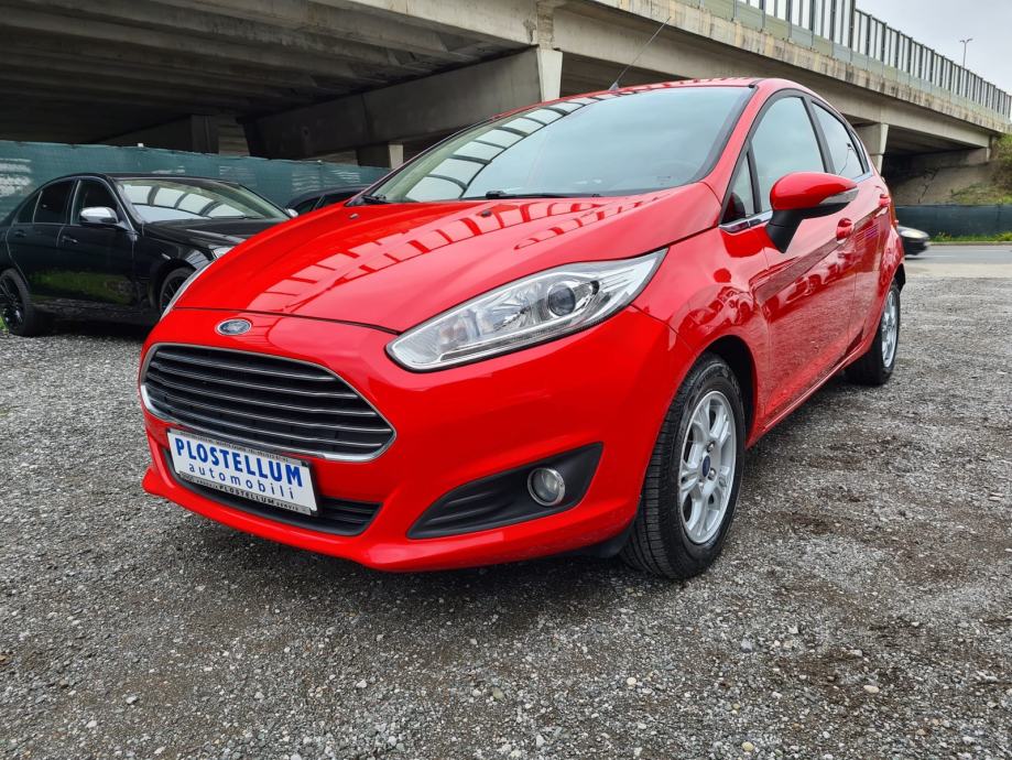 Ford Fiesta 1,6 tdci 70 kw TITANIUM - cover