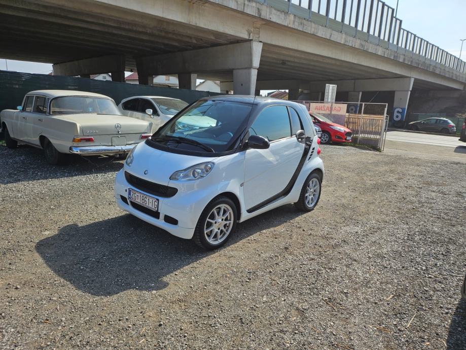 Smart fortwo coupe Smart fortwo cdi Softouch - cover