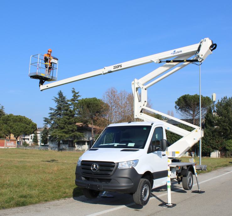 Auto Košara GSR - 20,50 m - na vozilu IVECO 35S14 - B-kat. - *LEASING* - cover