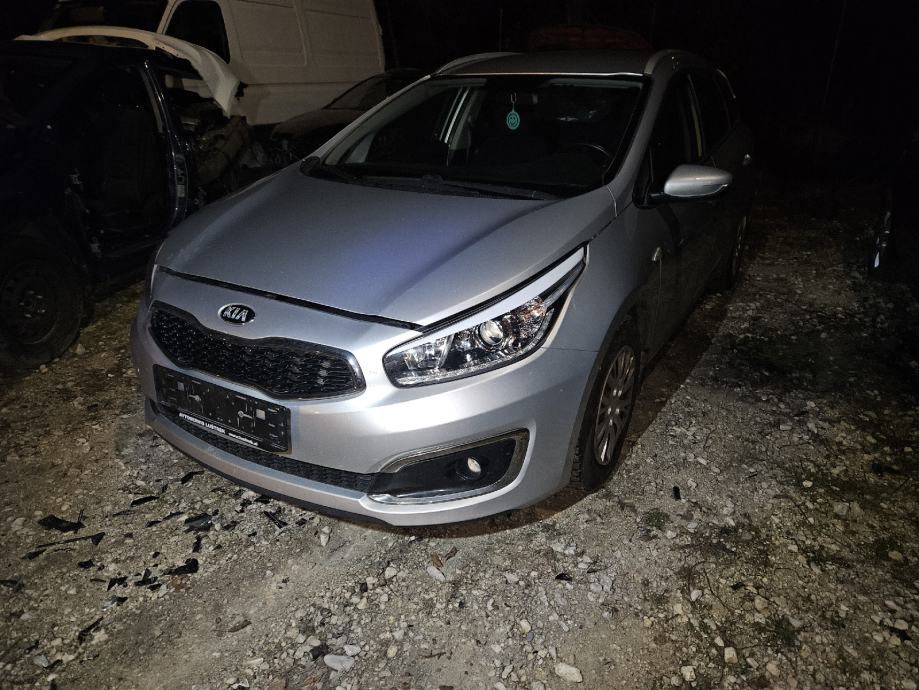 Kia Ceed (cee'd) Sportswagon 1,6 CRDi - cover