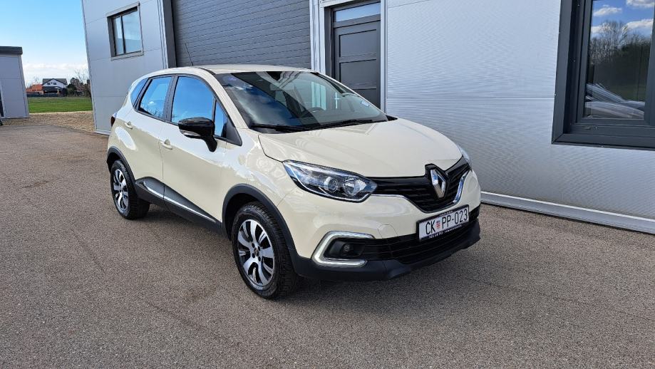 Renault Captur TCe - cover