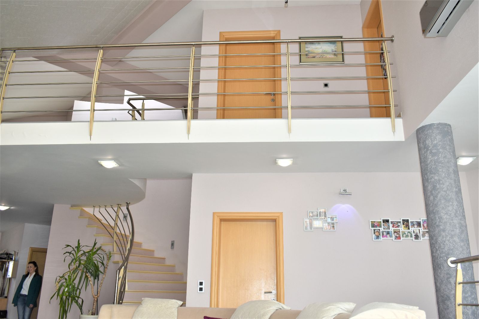 Kuća na prodaju Velika Gorica - Savršena Pametna Kuća Velika Gorica - 450 m2 - Upravljanje Kućom na Daljinu - cover