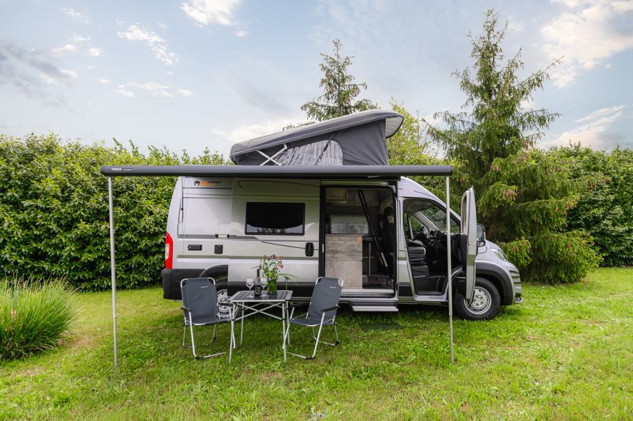 Kamper - Kombi vozilo Robeta Helios - Camper Joy - cover