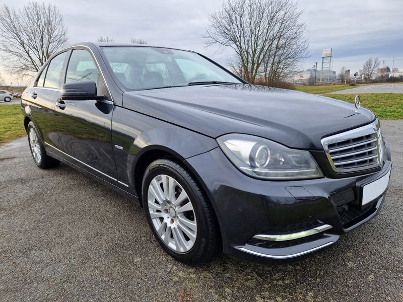 Mercedes-Benz C200CDI BlueEFFICIENCY Elegance automatik REG.DO 03/2024 - cover