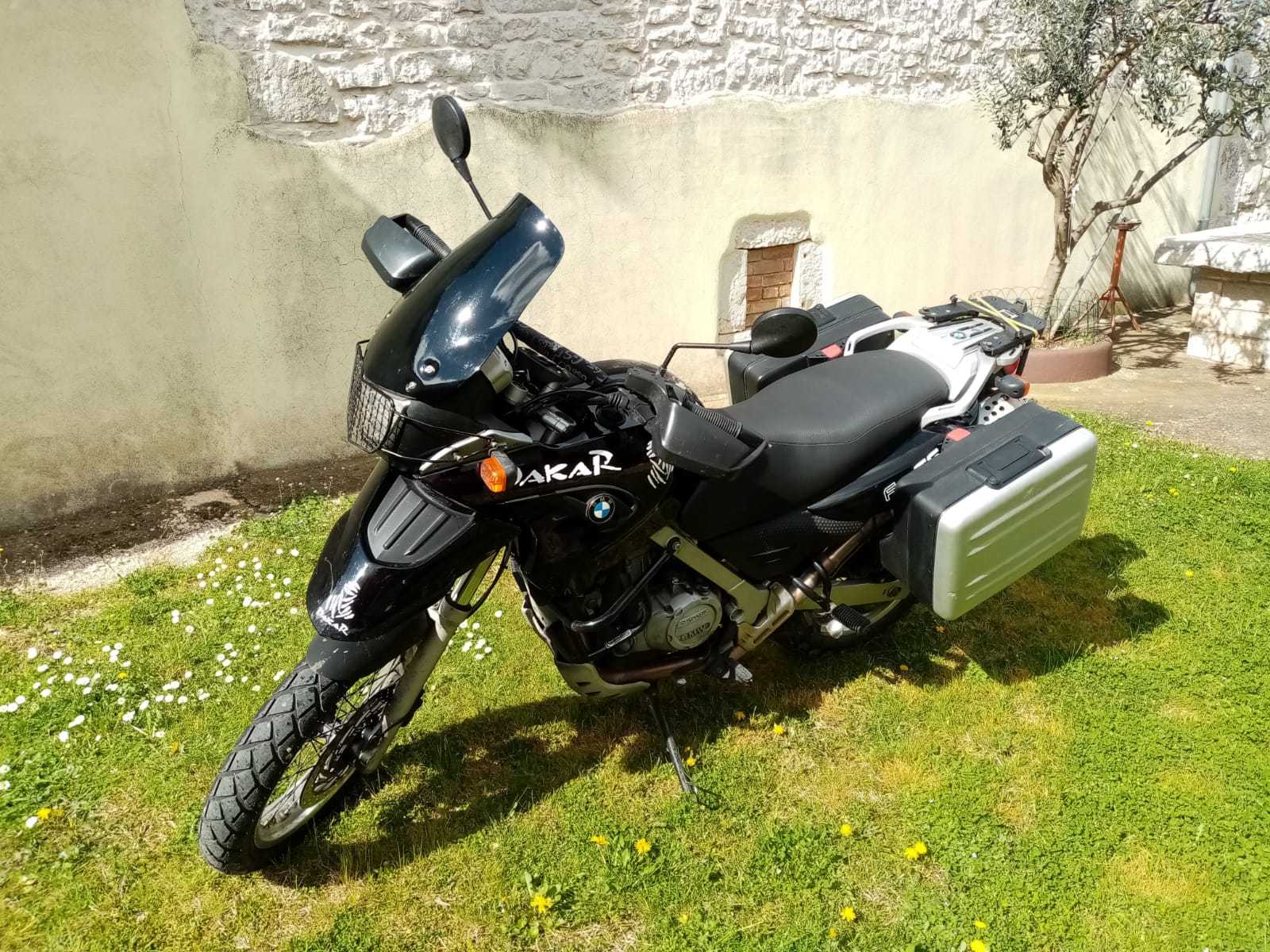 BMW F650 GS - cover