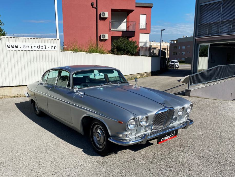 JAGUAR 420 G I6 4.2 1967. /Anindol /s PDV /rata 1.671 Kn - cover