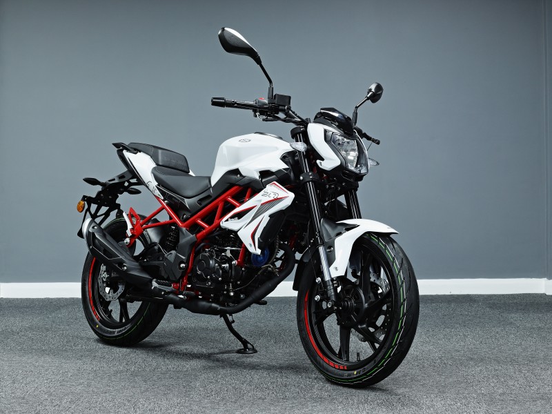BENELLI BN 125 euro 5 - ODMAH DOSTUPNO!!! - cover