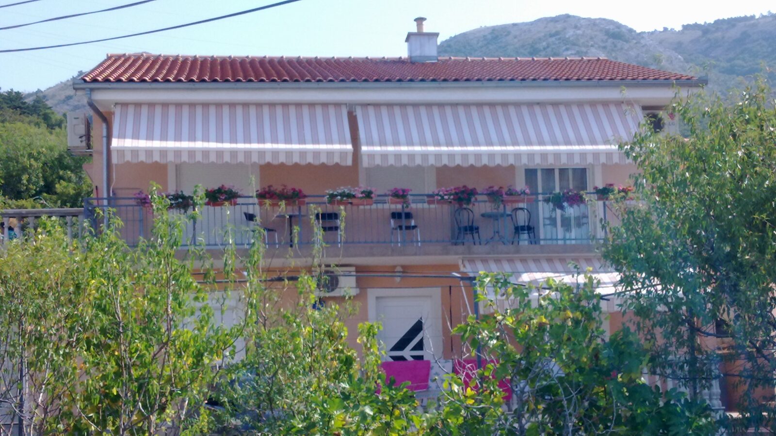 Apartmani i sobe Bionda Senj - cover