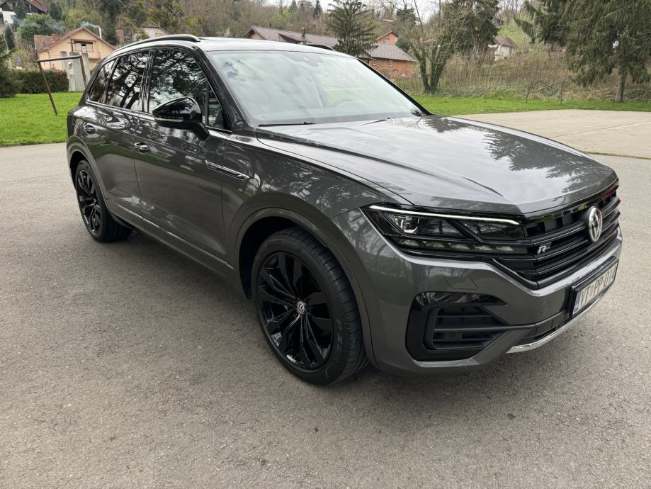 VW Touareg V6 TDI # Rline # Matrix # Panorama # PDV - cover