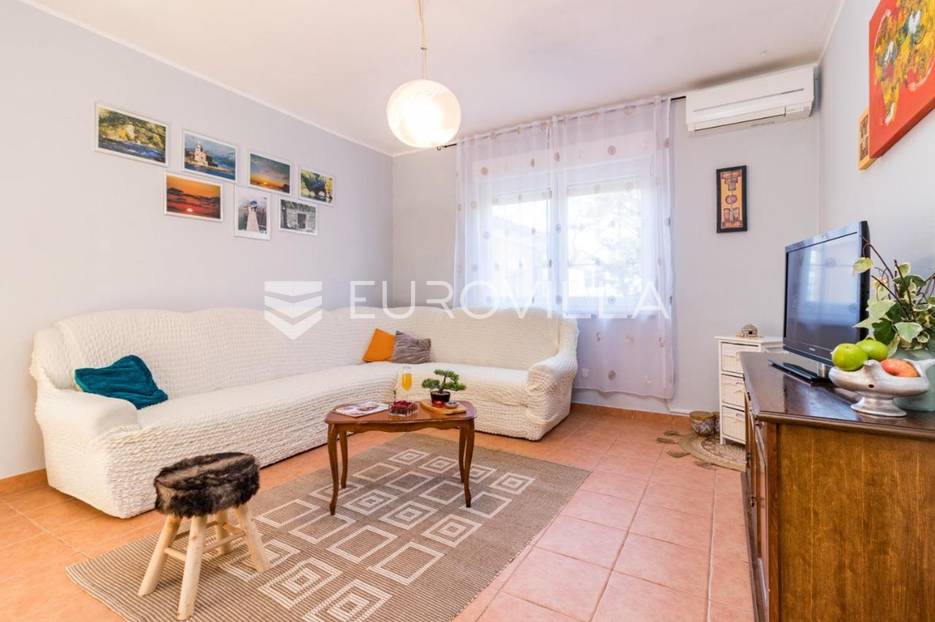 Medulin, Pomer, prizemnica sa dodatnom manjom kućom, 250 m od mora - cover