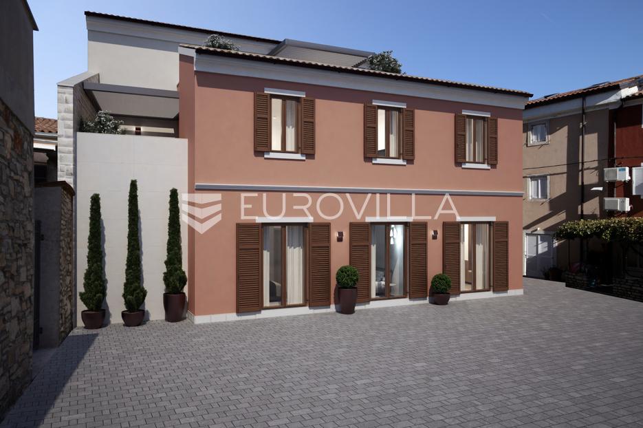 Istra, Novigrad, penthouse u centru grada - cover