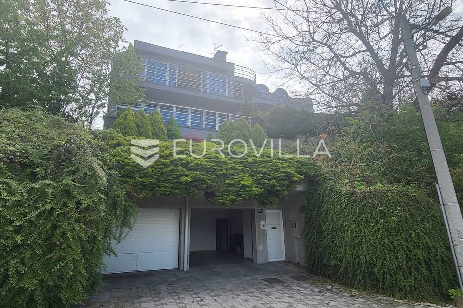 Zagreb, Gornje Vrapče velika kuća NKP 700 m2 s unutranjim bazenom - cover