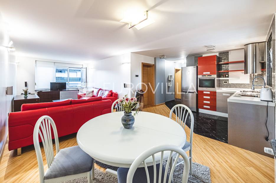 Zagreb, Črnomerec trosoban stan NKP 80 m2 - cover