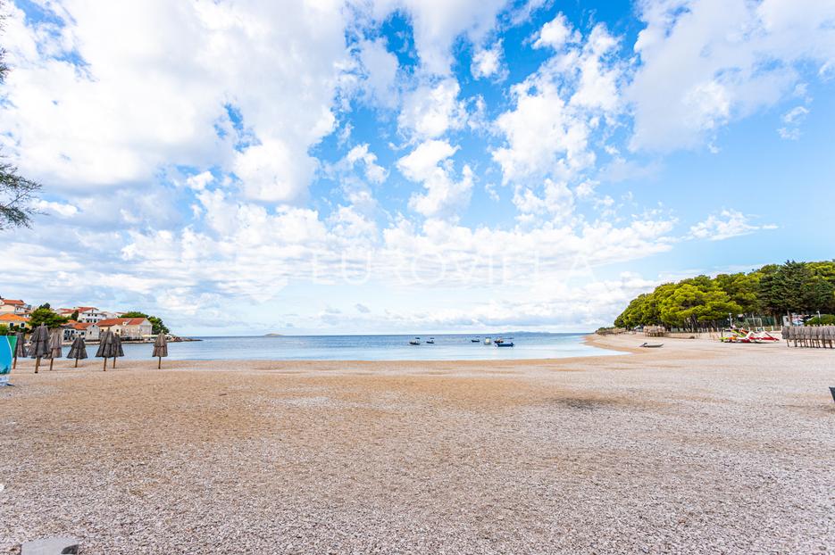 Primošten, atraktivno građevinsko zemljište s pogledom, 3577 m2 - cover