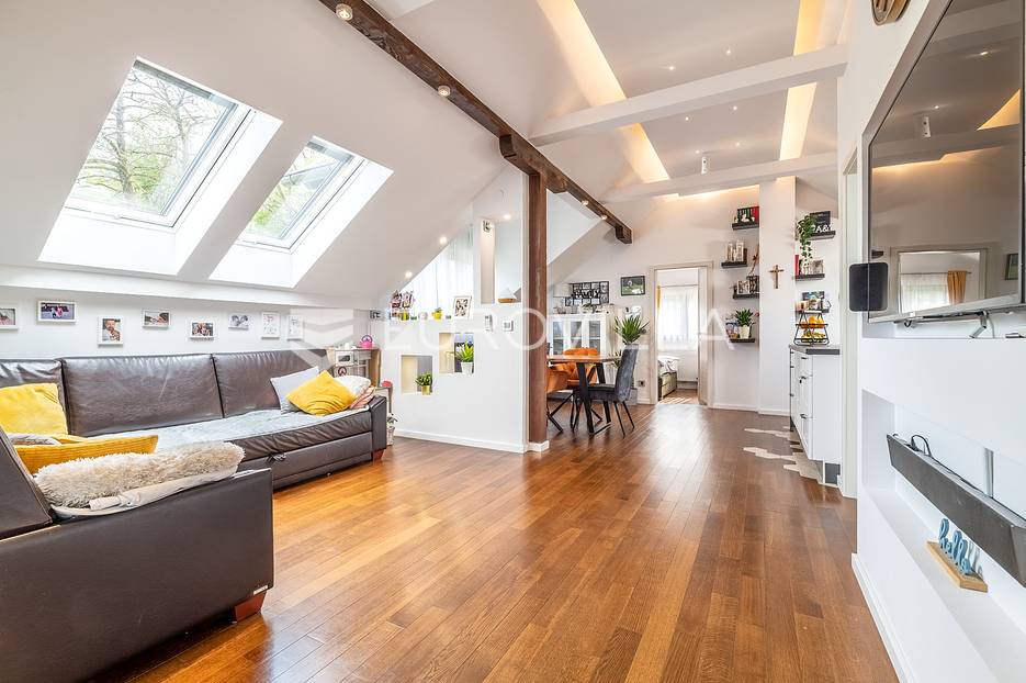 Velika Gorica, Gudci, prekrasna obiteljska kuća 196 m2 na zemljištu 980 m2 - cover