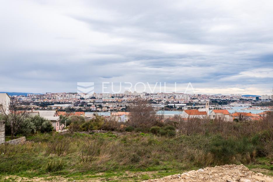 Solin, Sv.Kajo, građevinsko zemljišta 1741m2 - cover