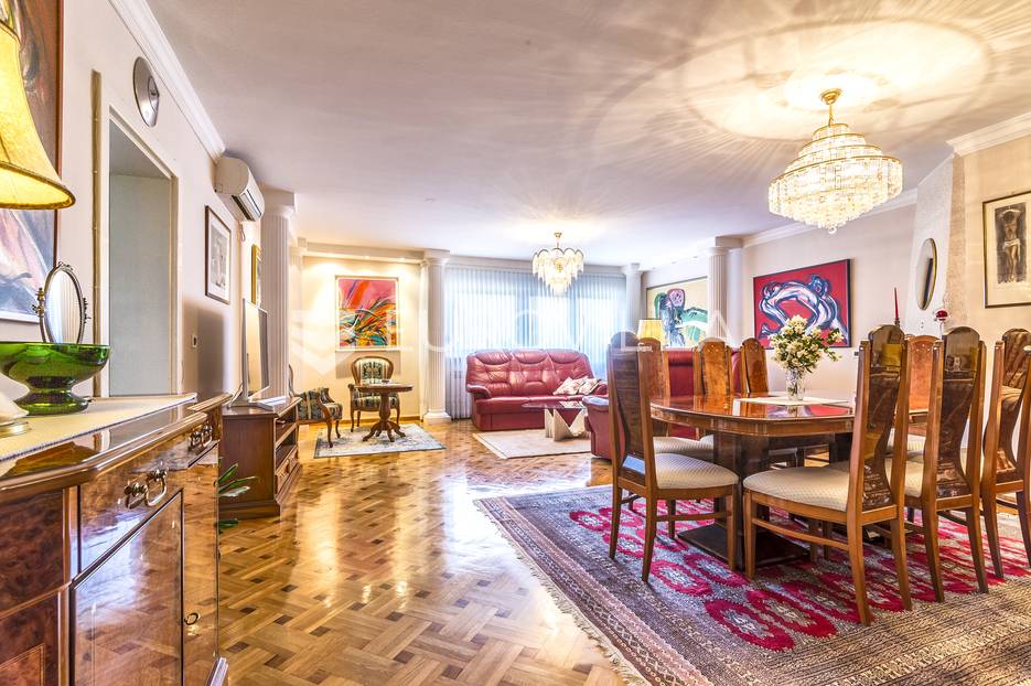 Malešnica, luksuzan peterosoban stan 140 m2 - cover