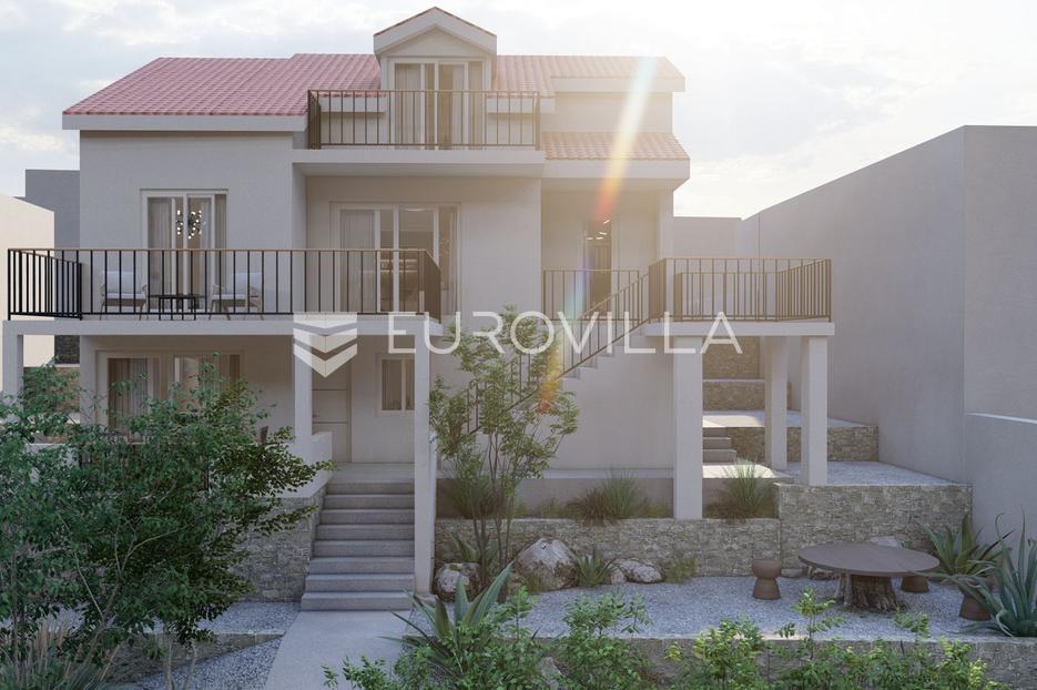 Seget Vranjica, Jedinstvena prilika, prekrasna kuća prvi red do mora! - cover