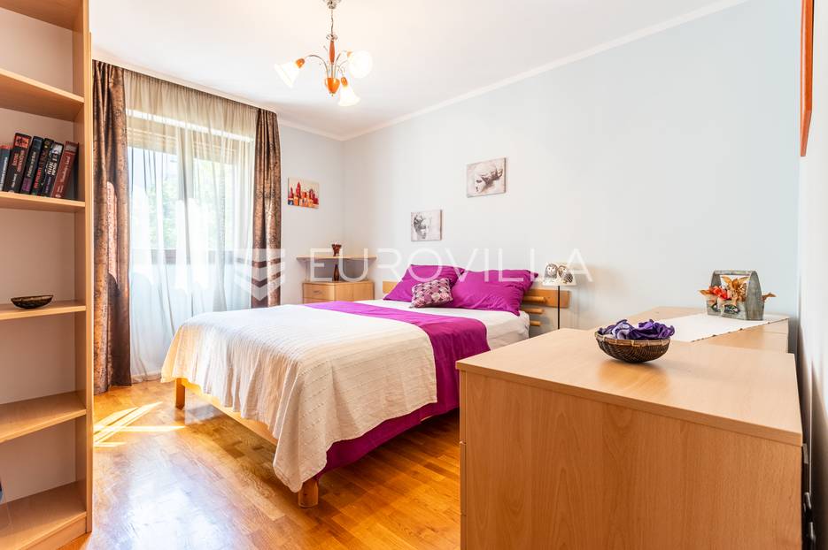 Split, Lovret, jednosoban stan dostupan od 1.9. do 1.6.2025. - cover