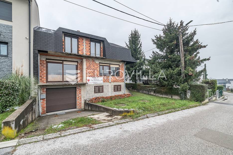 Samobor, Giznik kuća 240m2 na zemljištu 396m2 - cover