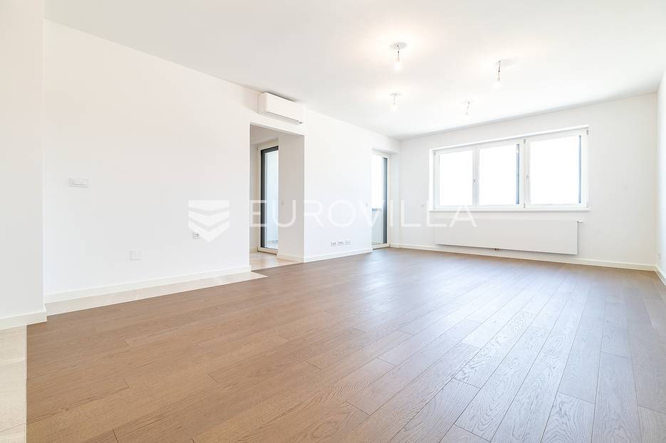 Zagreb, Heinzelova VMD, četverosoban stan + GPM 121 m2 - cover