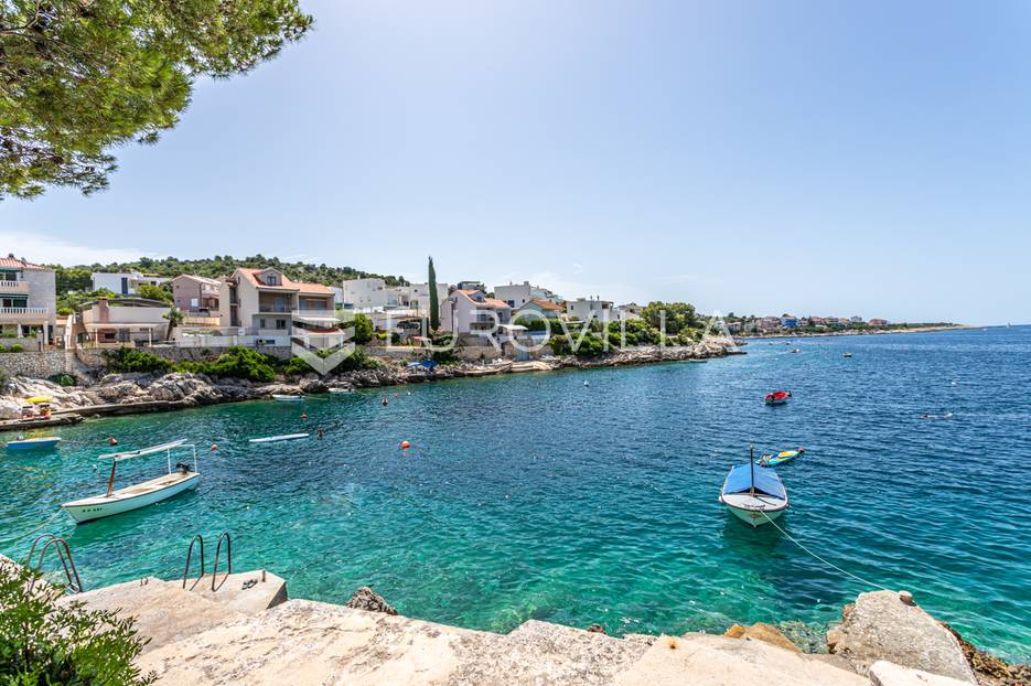 Ražanj, građevinsko zemljište 746 m2 - cover