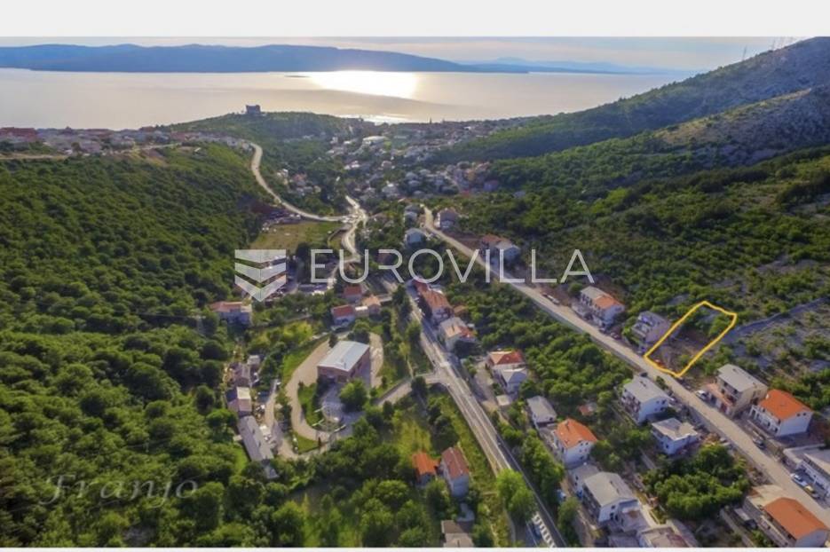 Senj, građevinsko zemljište 356 m2 u unutarnjem predjelu grada - cover