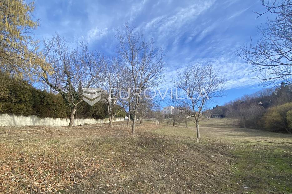 Šestine, građevinsko zemljište 3200 m2 - cover