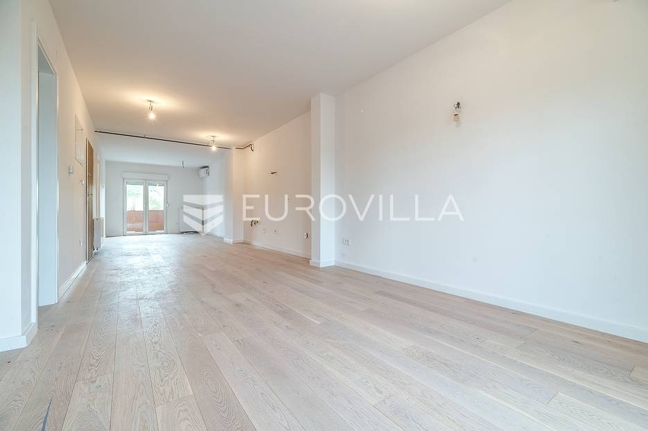 Zagreb, Čret, prostran trosoban stan NKP 105 m2 - cover