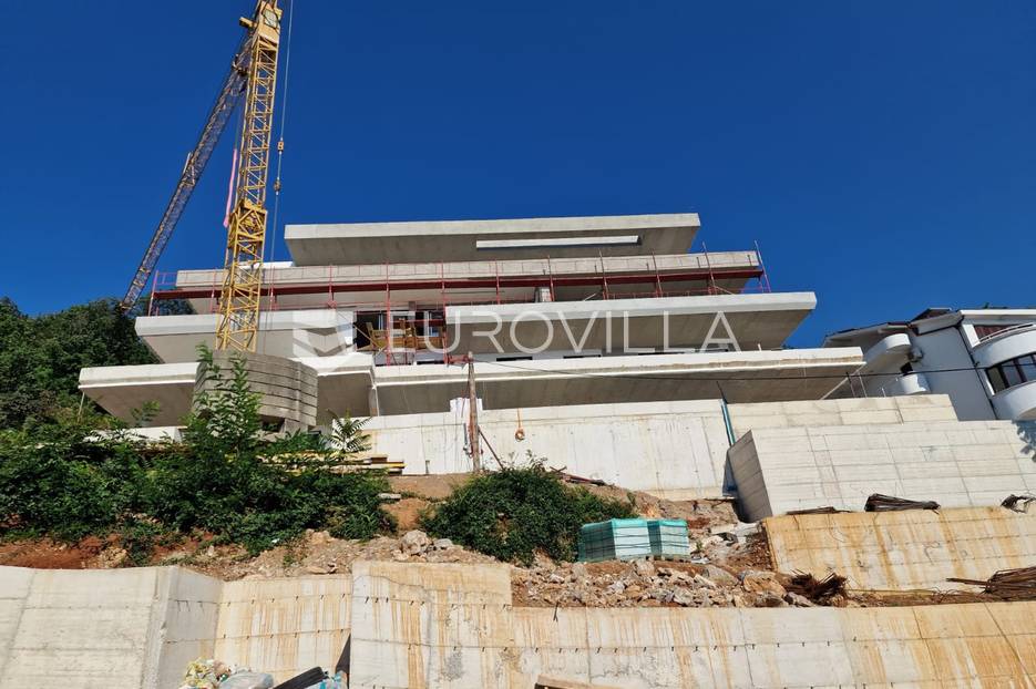 Opatija, Luksuzan penthose s otvorenim pogledom na Kvarner, NKP 274,93 m2 - cover