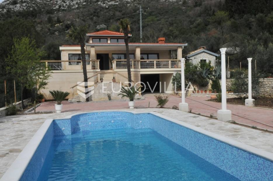 Klek (65km od Dubrovnika) prekrasna vila s bazenom i pogledom na more - cover