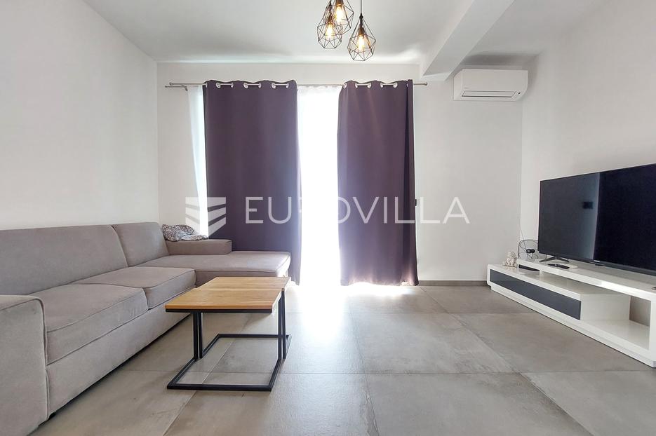 Pula, Vidikovac, dvosoban stan u novogradnji, NKP 64 m2 - cover