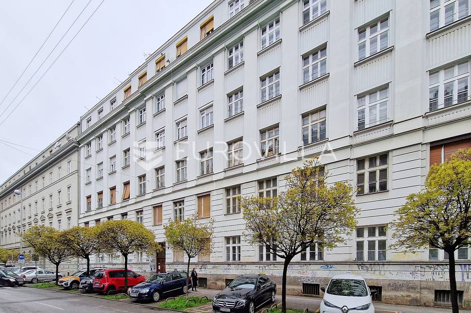 Zagreb, centar, Donji grad , peterosoban stan  143 m2 - cover