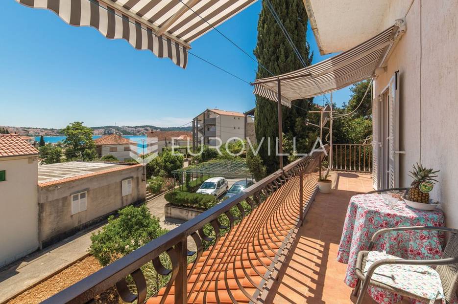 Čiovo, dvosoban stan s pogledom na more - cover