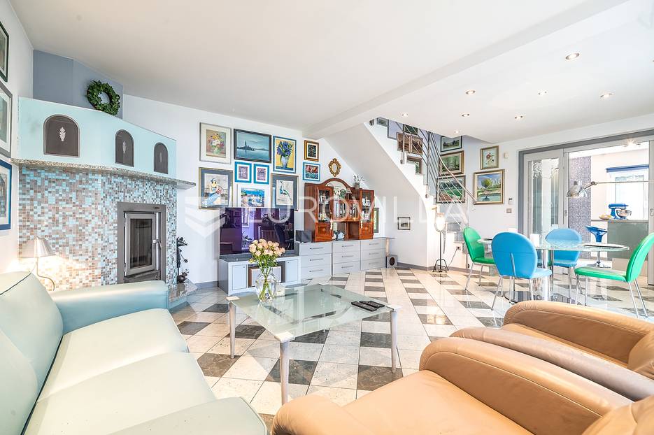 Maksimir, prekrasna obiteljska kuća - cover