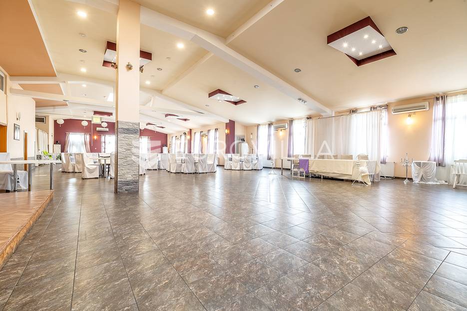 Velika Gorica, Jagodno, ugostiteljski objekt 826 m2 na parceli 2173 m2. - cover