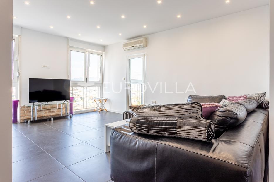 Split, Kocunar - dvosobni stan s loggiom (78 m2) - cover