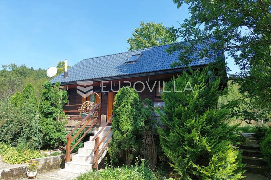 Plitvička Jezera, šarmantna kuća za odmor 125 m2 na zemljištu od 9000 m2 - cover