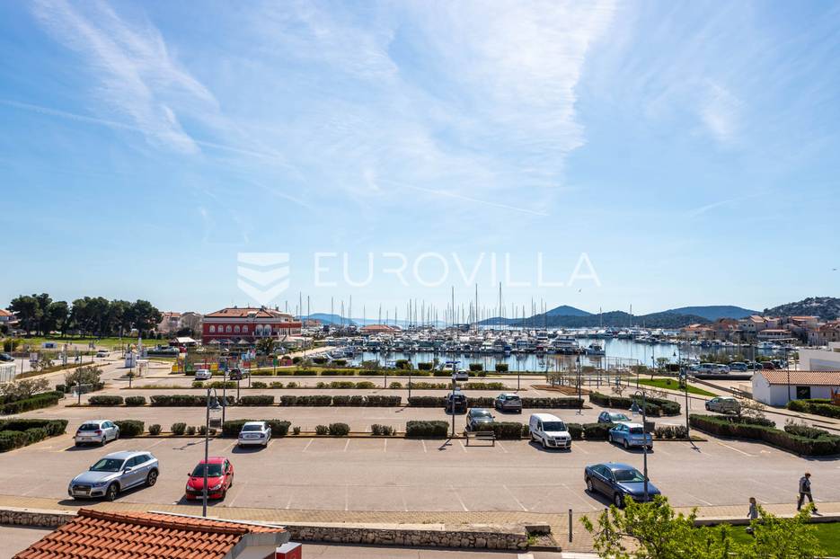 Tribunj (Vodice), kuća za stanovanje i odmor, 400 m2 - cover