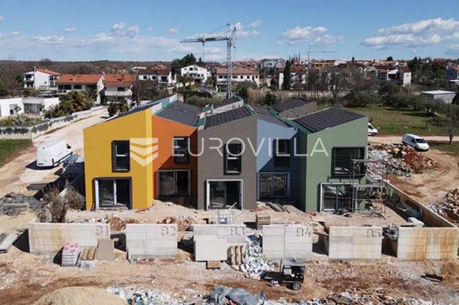 Poreč, townhouse B4, površina 76 m2, vrt 65 m2, pogled na more - cover