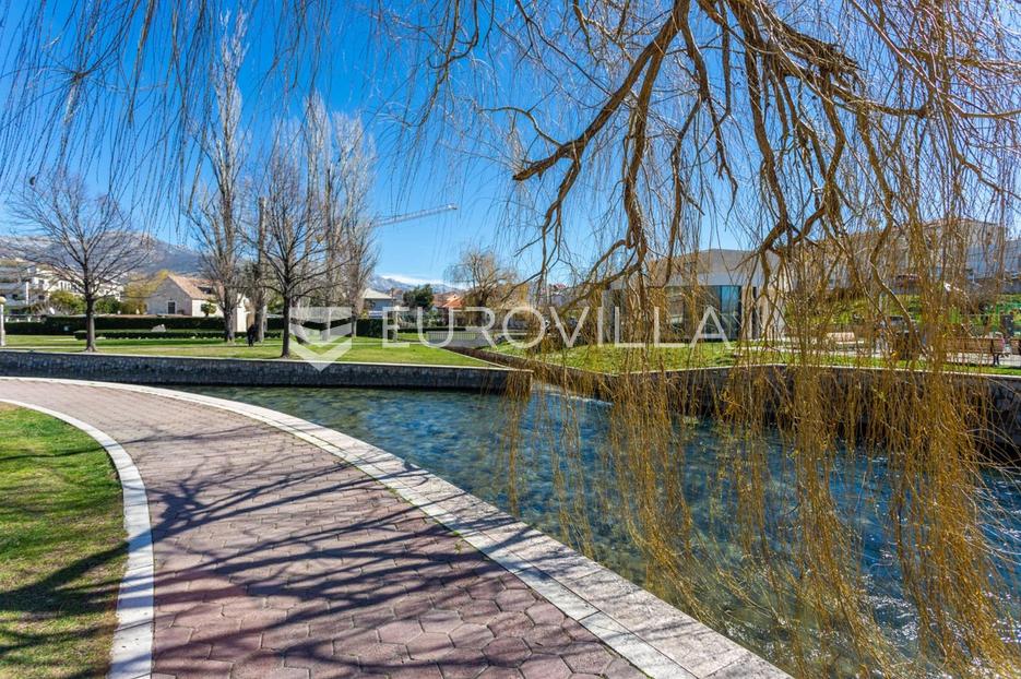 Solin, Put Majdana - građevinska parcela (465 m2) - cover