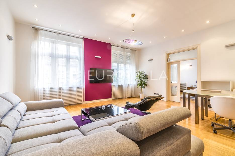 Zagreb, Vlaška prekrasno uređen trosoban stan s parkingom - cover