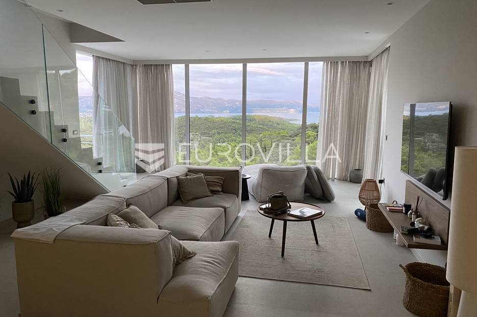 Korčula, luksuzna obiteljska vila s otvorenim pogledom na more - cover