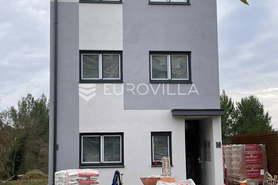 Pula, Nova Veruda, predivan stan sa vrtom i parking mjestom, novogradnja - cover