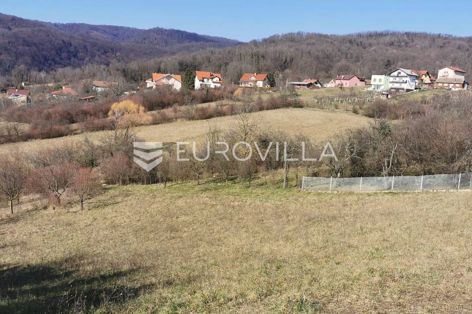 Zagreb, Gornje Vrapče, građevinsko zemljište 2.503 m2 - cover