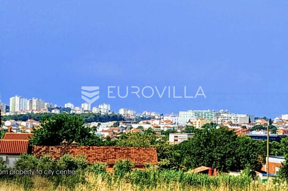 Istra, Pula, građevinsko zemljište 2.5 hektara mješovite namjene - cover